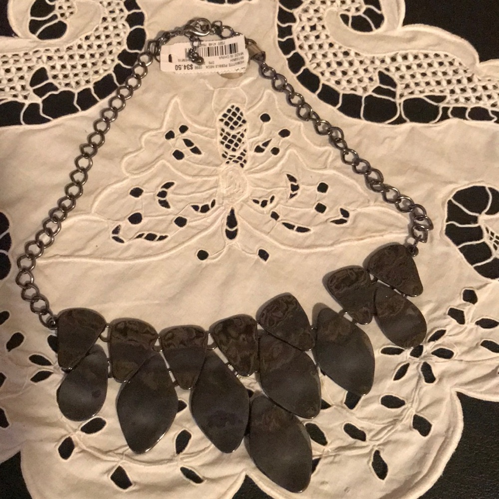 NWT Style&co hematite pebble necklace